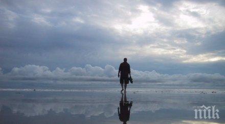 германец върви хил километра пеша благотворителна цел