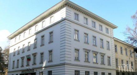 започва нощта музеите