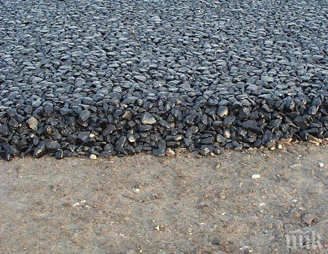 Асфалтират пътища в Кърджалийско, пострадали от свлачищата