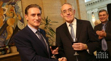 дъното акцията домусчиев прокопиев огнян донев личи патоса ведомствените медии искат разкарат криб