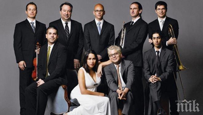 Американската група Пинк Мартини се завръща у нас с концерт през октомври