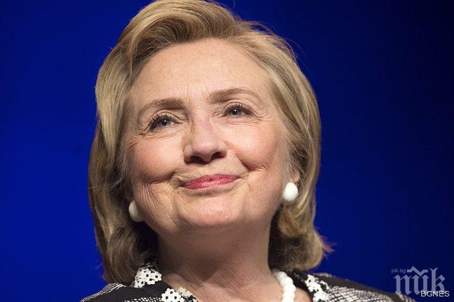 Публикуват 55 хил. електронни писма на Хилари