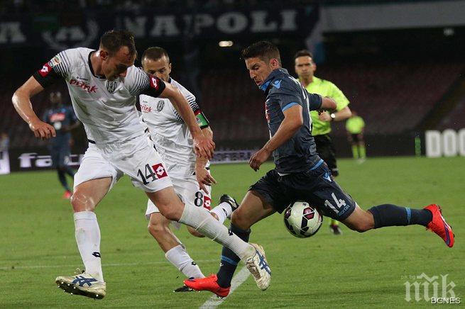 Фиорентина и Наполи с домакински победи срещу слабаци