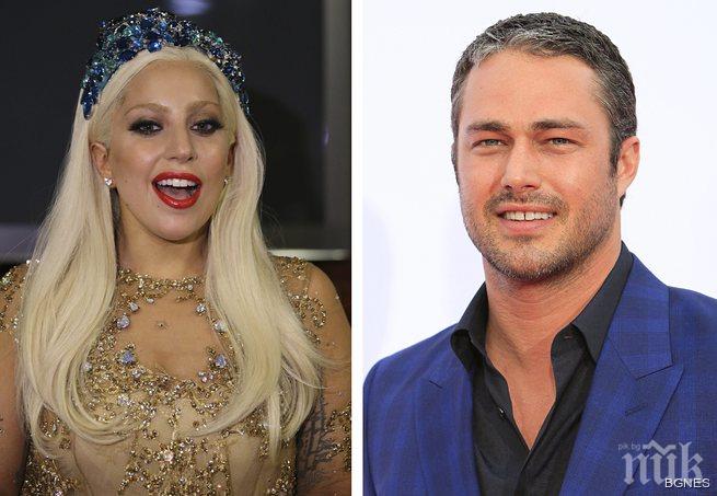 Чудо! Екстравагантната Лейди Гага си поръча традиционна сватбена рокля 