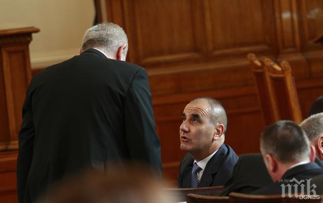 Шесторна коалиция прие на първо четене закона за службите на Цветанов