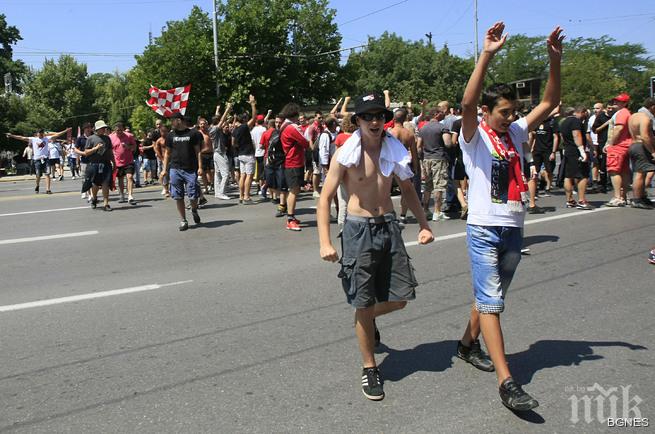 Феновете на ЦСКА: Няма да допуснем гавра с нашия отбор