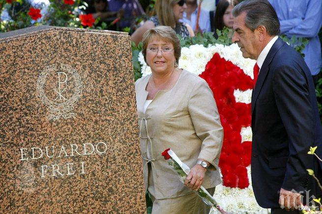 Разследват смъртта на бивш чилийски президент по подозрения за отравяне