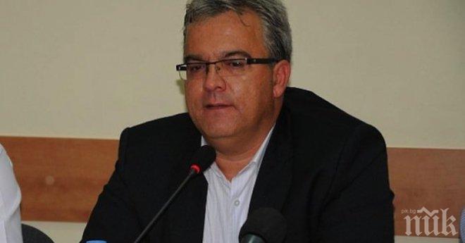 Кметът на Враца подкрепи протеста на медицинските работници срещу сливането на лечебни заведения