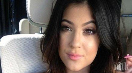 шок годишната сестра ким кардашиян бременна