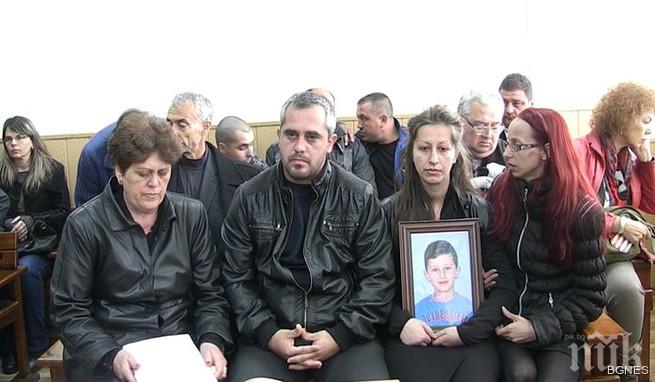 Прокуратурата не е искала ексхумация на Петьо