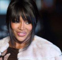 Наоми Кембъл отпразнува 45-тия си рожден ден в Кан