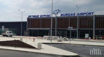 стачка автобусните превозвачи летището бургас пътниците остават блокирани