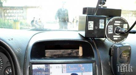 148 мобилни камери снимат пътя