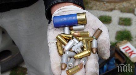 гръцката полиция задържа сириец криел колата 000 патрона