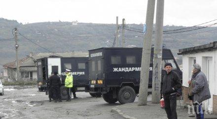 стотици протестиращи блокираха пътя гърмен