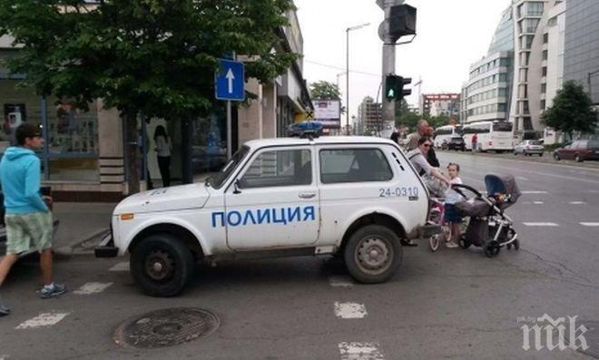 Акцията срещу неправилното паркиране засегна и полицейски автомобил