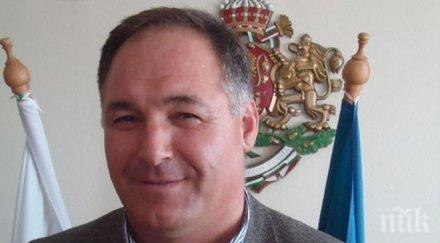 скандал депутат осъди държавата бона купи мерцедес превърна офис