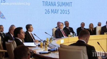 плевнелиев тирана векове наред великите сили играеха балканите наша отговорност