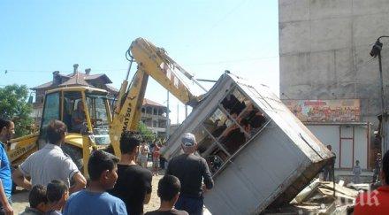 незаконни будки сергии премахват столипиново