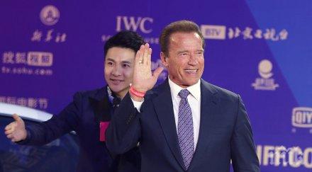 арнолд шварценегер искал нов филм конан години