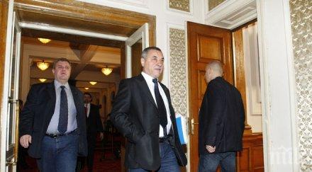 симеонов каракачанов предлагат нов закон режат партийните субсидии наполовина