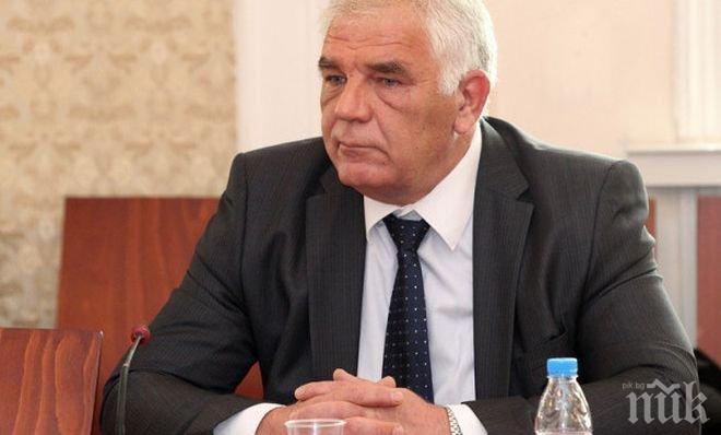 Ваньо Танов: Транзитните стоки от Турция за други държави са причината за големите опашки на границата
