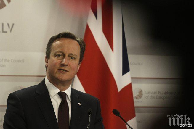 Камерън отново замрази заплатите на министрите си