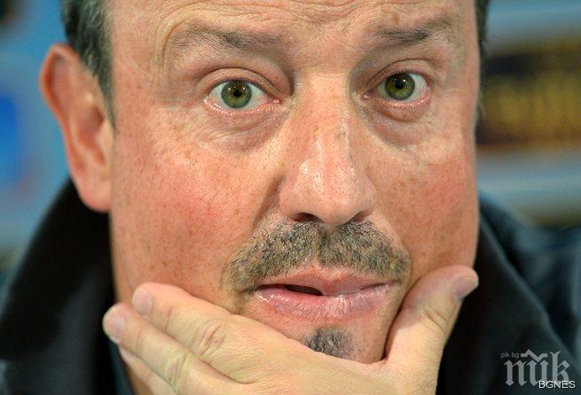 Бенитес чака позвъняване от Реал