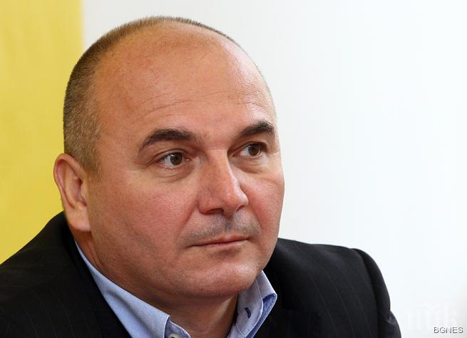 Любомир Дацов: По-високите приходи не означават, че правителството е оправило икономиката