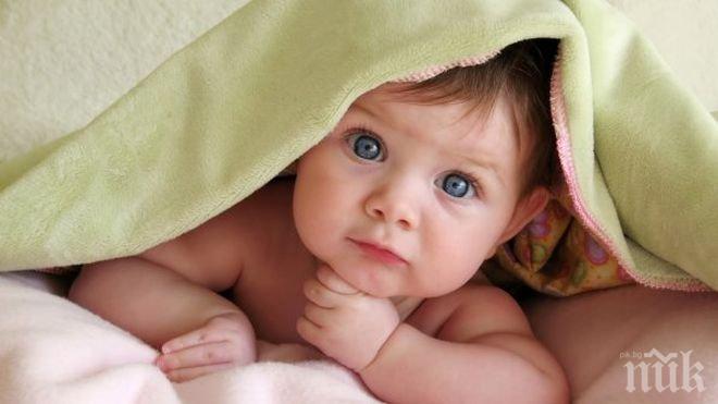 Сериозни рискове за здравето грозят бебетата, родени от 65-годишна майка