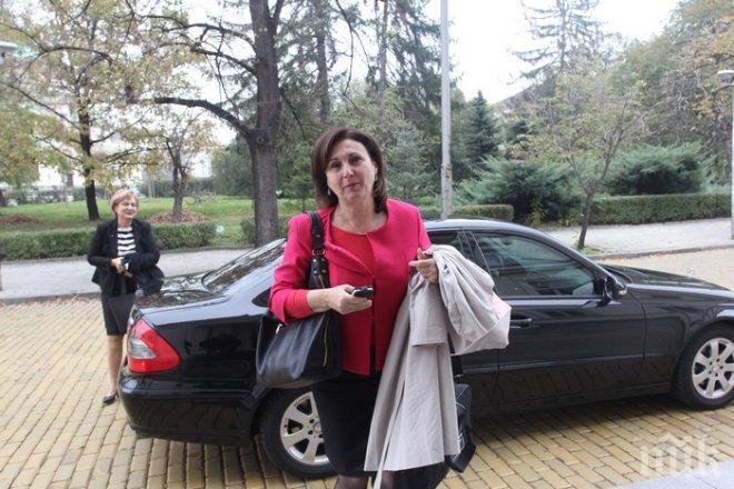 ПИК TV: Бъчварова няма да бъде изслушана в НС заради Гърмен