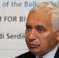 Желю Желев: „Бивша югославска република Македония“ е голяма тъпотия