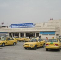 Местят иранско летище, под него бликнал петрол