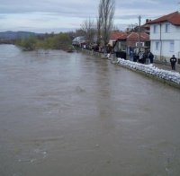 Китай пусна метро под река
