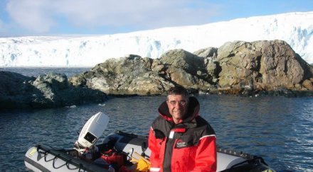 двама професори тръгват южния полюс