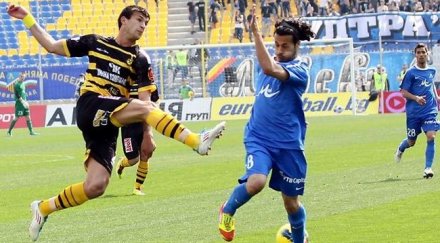 шеф миньор венци василев излъга подпише цска