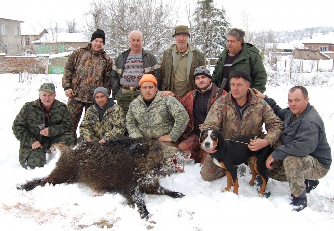 От милост към животните: Забраниха лова на Нова година