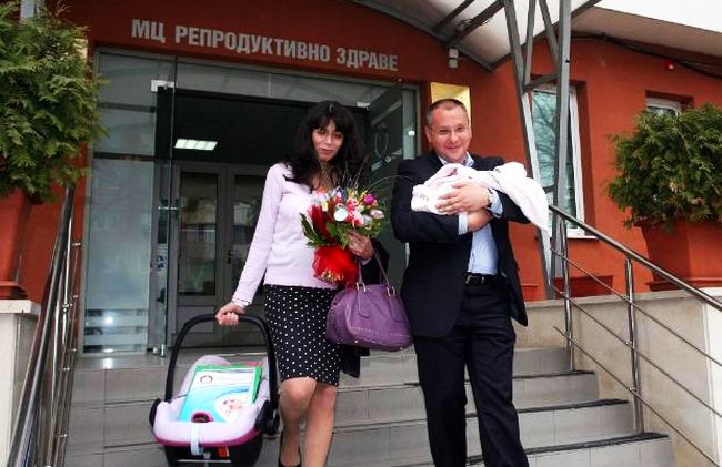 Слух на Позитано: Станишев за втори път татко?