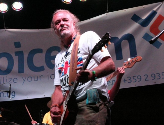 Проф. Дайнов: Поне 6-7 партии влизат в НС след изборите