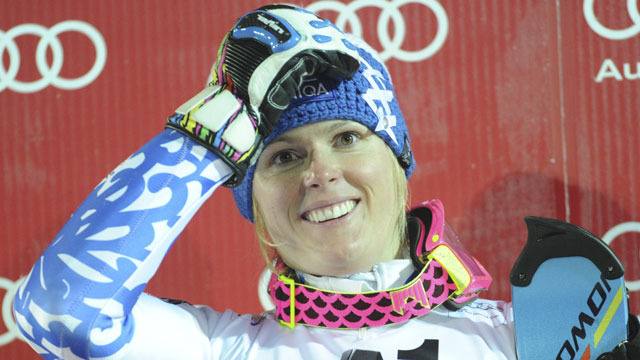 Словачка триумфира на нощния слалом в Земелринг