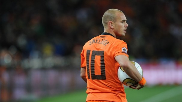 Ливърпул предлага 10 млн. евро за Уесли Снайдер