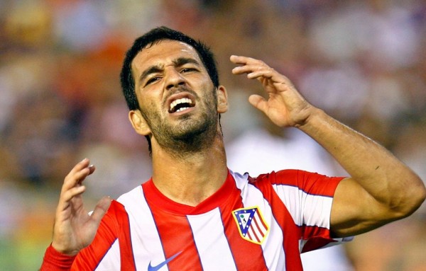 Челси следи турски национал