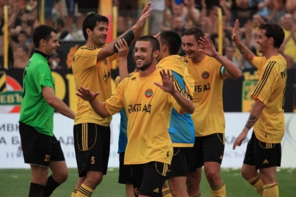 Ботев (Пловдив) договори три контроли в Кипър