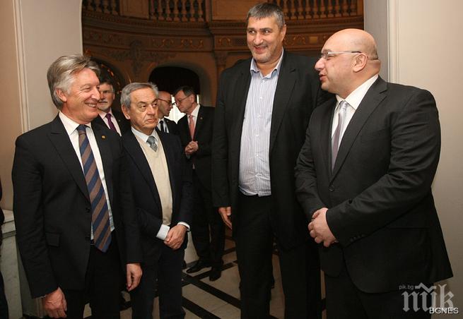 Кралев пожела успех на националите