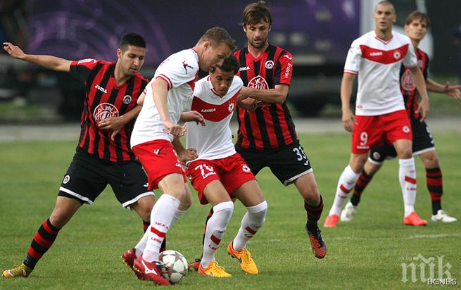 В понеделник взимат крайно решение за съдбата на нелицензираните отбори