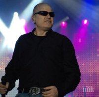 Първо в ПИК! Слави се ошишка от стрес - пусна двойна гуша (снимки)