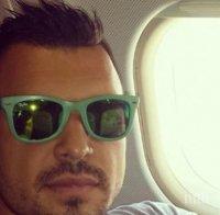 Божинов забрави Николета - плакне очи по голи мацки!