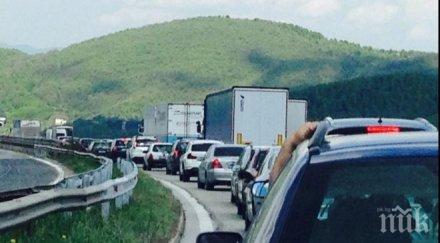 пик магистрала тракия километрични задръствания запушиха аутобана