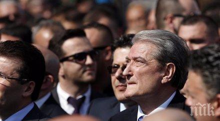 бериша албанският премиер дестабилизира македония региона