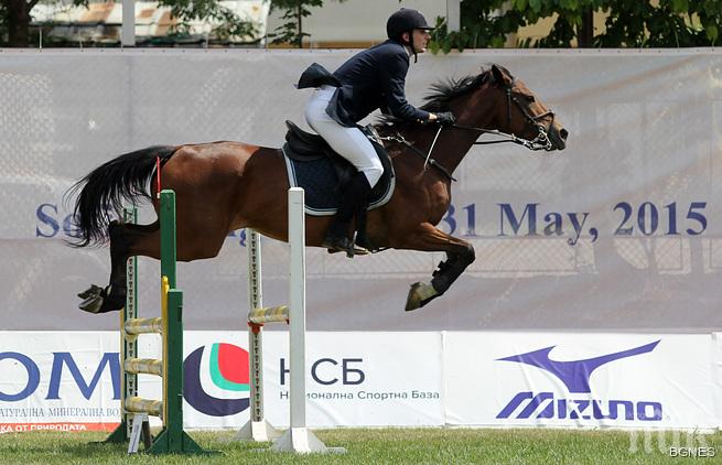 България на 6-то място от смесените щафети на Европейското по модерен петобой в София